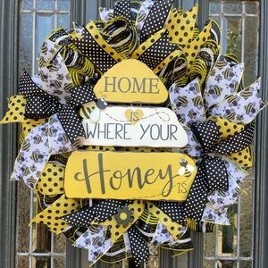 Home Is Where Your Honey Is, Summer Bee Wreath, Behive Wreath, Front Door Wreath